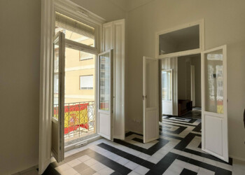 REFORMA INTERIOR DE VIVIENDA EN EDIFICIO CATALOGADO REFORMA INTERIOR DE VIVIENDA EN EDIFICIO CATALOGADO