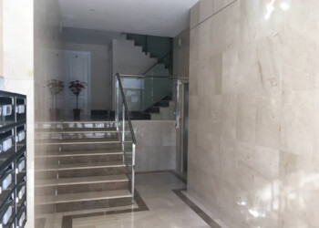 MEJORAS DE ACCESIBILIDAD - BAJADA DE ASCENSOR A COTA CERO EN EL ENSANCHE 1 MEJORAS DE ACCESIBILIDAD - BAJADA DE ASCENSOR A COTA CERO EN EL ENSANCHE 1