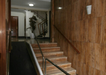 MEJORAS DE ACCESIBILIDAD - BAJADA DE ASCENSOR A COTA CERO EN EL ENSANCHE 2 MEJORAS DE ACCESIBILIDAD - BAJADA DE ASCENSOR A COTA CERO EN EL ENSANCHE 2