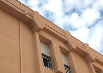 REFORMA CORNISA PARA ELIMINAR RIESGO DE DESPRENDIMIENTO 1 REFORMA CORNISA PARA ELIMINAR RIESGO DE DESPRENDIMIENTO 1