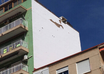 REHABILITACIÓN DE FACHADA MEDIANERA, CANTOS DE FORJADO Y ADICIÓN DE ASILAMIENTO EN CUBIERTA 2REHABILITACIÓN DE FACHADA MEDIANERA, CANTOS DE FORJADO Y ADICIÓN DE ASILAMIENTO EN CUBIERTA 2 REHABILITACIÓN DE FACHADA MEDIANERA, CANTOS DE FORJADO Y ADICIÓN DE ASILAMIENTO EN CUBIERTA 2