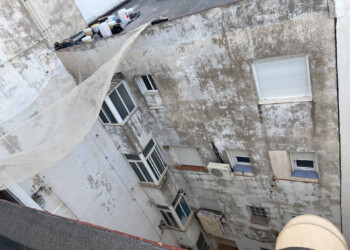 REHABILITACIÓN DE MEDIANERÍA Y PATIOS MEDIANTE TRABAJOS VERTICALES 3 REHABILITACIÓN DE MEDIANERÍA Y PATIOS MEDIANTE TRABAJOS VERTICALES 3